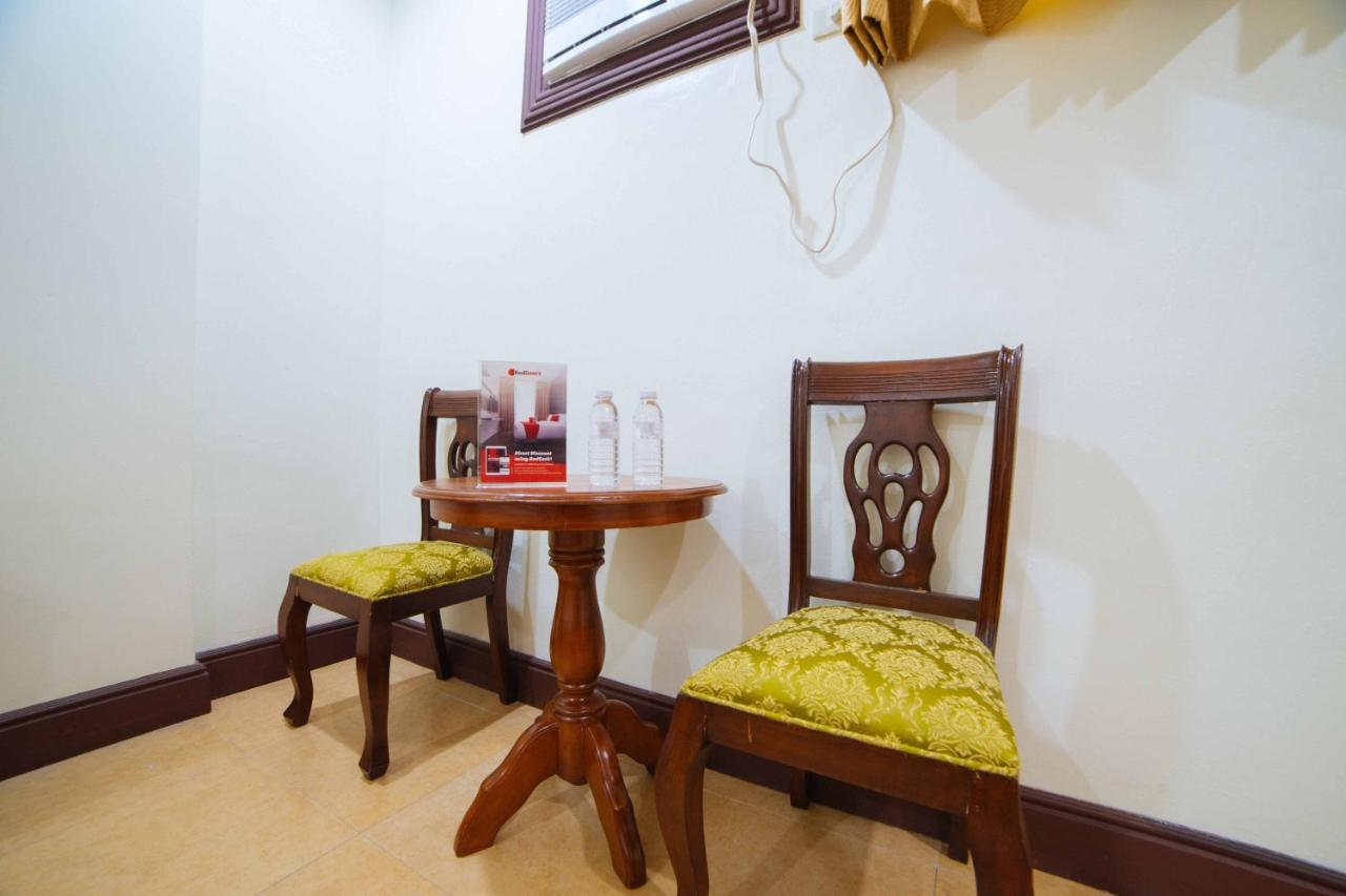 Reddoorz Premium @ Korea Town Angeles City Exterior photo